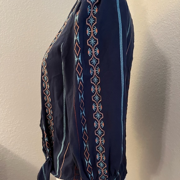 Button down blouse - Picture 5 of 8